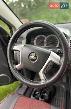 Позашляховик / Кросовер Chevrolet Captiva 2008 в 