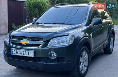 Позашляховик / Кросовер Chevrolet Captiva 2008 в 