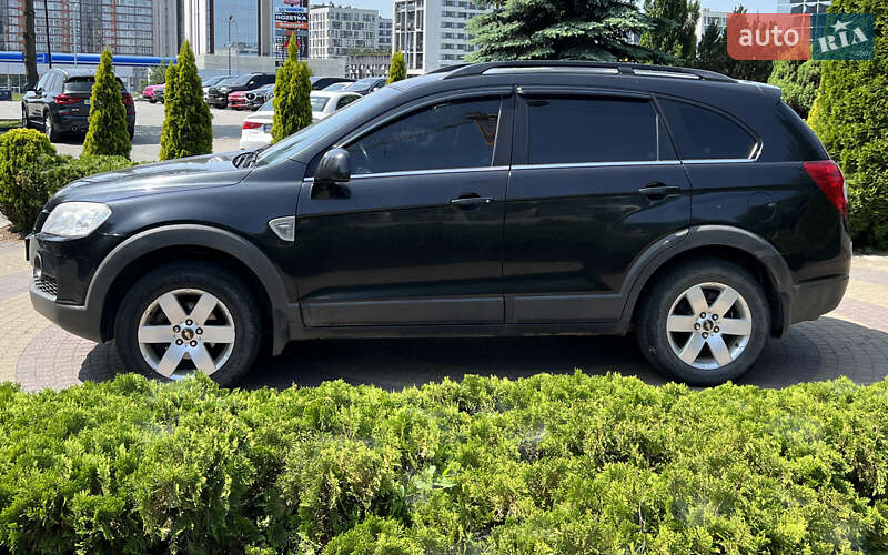 Позашляховик / Кросовер Chevrolet Captiva 2009 в Львові
