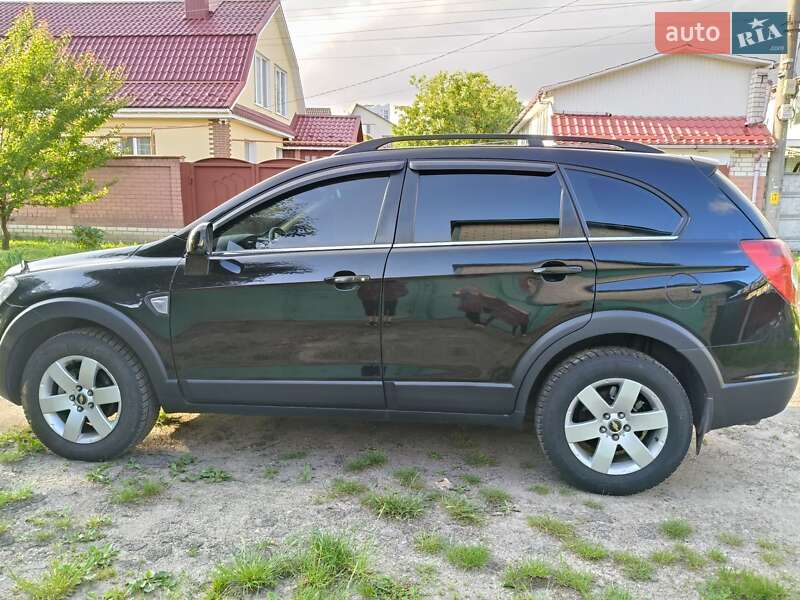 Внедорожник / Кроссовер Chevrolet Captiva 2007 в 
