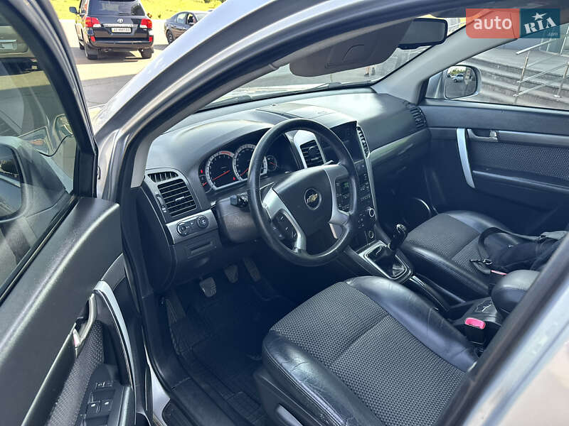 Позашляховик / Кросовер Chevrolet Captiva 2008 в Кривому Розі