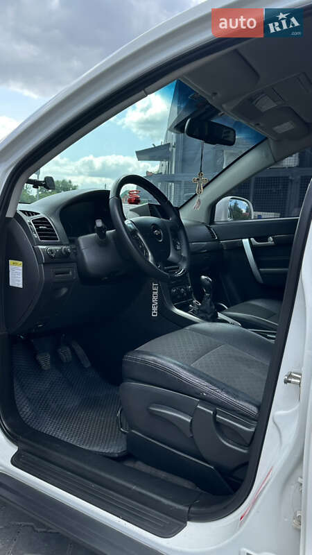 Внедорожник / Кроссовер Chevrolet Captiva 2013 в Хмельницком