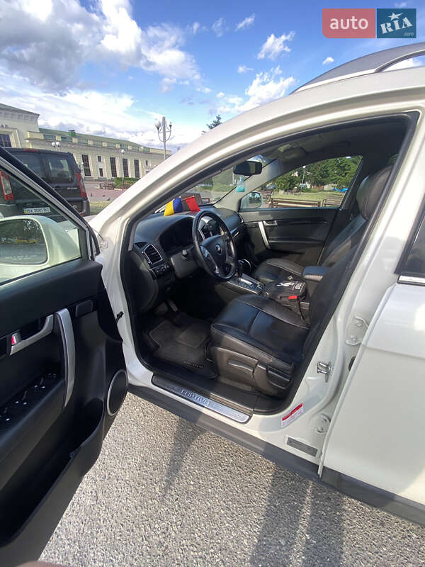 Позашляховик / Кросовер Chevrolet Captiva 2011 в Шепетівці фото 11 Позашляховик / Кросовер Chevrolet Captiva 2011 в Шепетівці