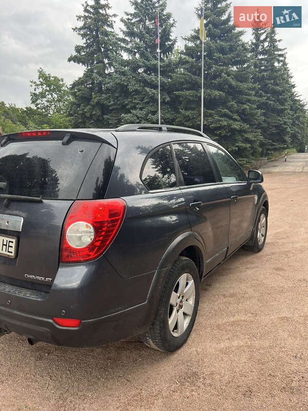 Внедорожник / Кроссовер Chevrolet Captiva 2008 в Славянске