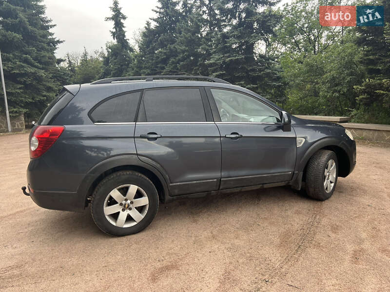 Внедорожник / Кроссовер Chevrolet Captiva 2008 в Славянске
