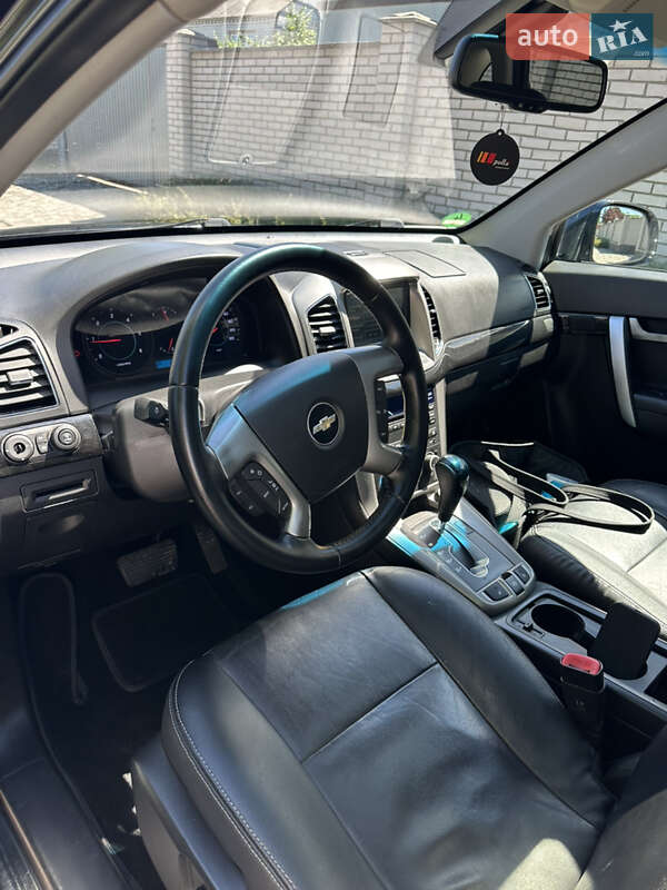 Позашляховик / Кросовер Chevrolet Captiva 2012 в Житомирі