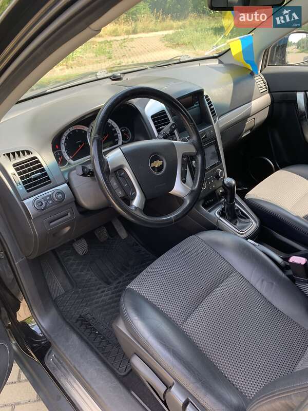 Позашляховик / Кросовер Chevrolet Captiva 2008 в Рівному
