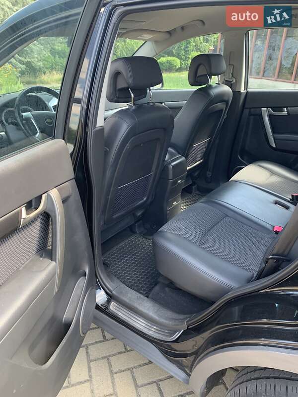 Позашляховик / Кросовер Chevrolet Captiva 2008 в Рівному