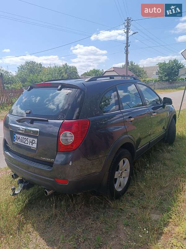 Внедорожник / Кроссовер Chevrolet Captiva 2008 в Коростене