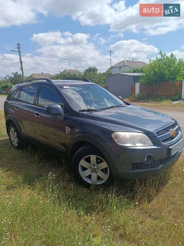Внедорожник / Кроссовер Chevrolet Captiva 2008 в Коростене