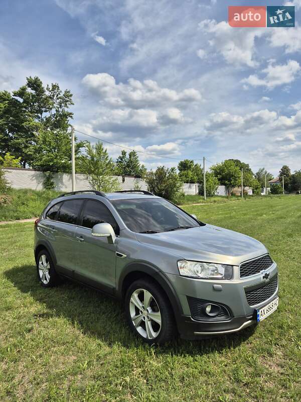 Внедорожник / Кроссовер Chevrolet Captiva 2013 в Харькове