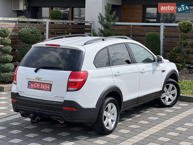 Позашляховик / Кросовер Chevrolet Captiva 2014 в Львові