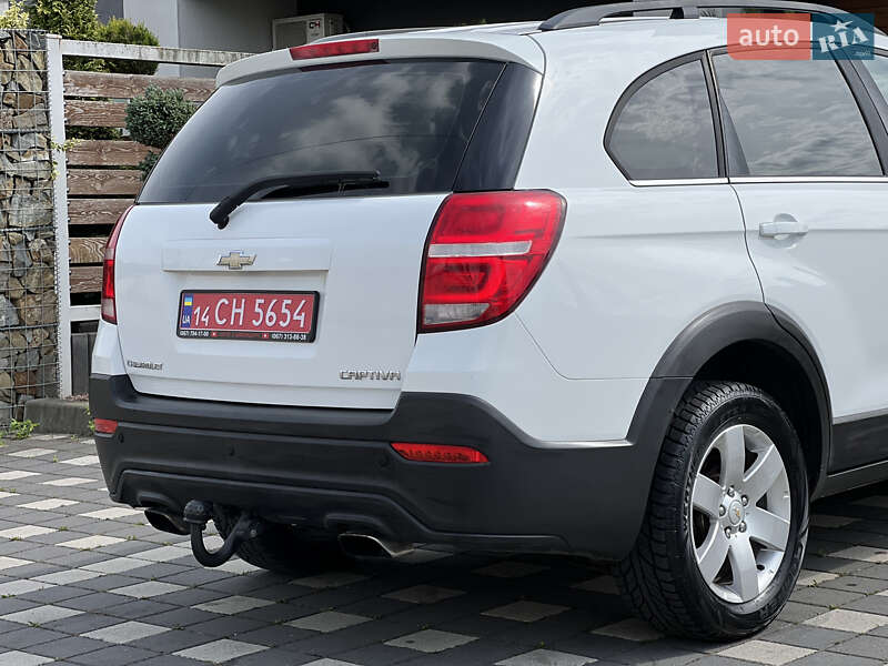 Позашляховик / Кросовер Chevrolet Captiva 2014 в Львові