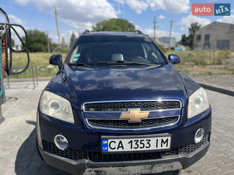 Внедорожник / Кроссовер Chevrolet Captiva 2008 в Врадиевке