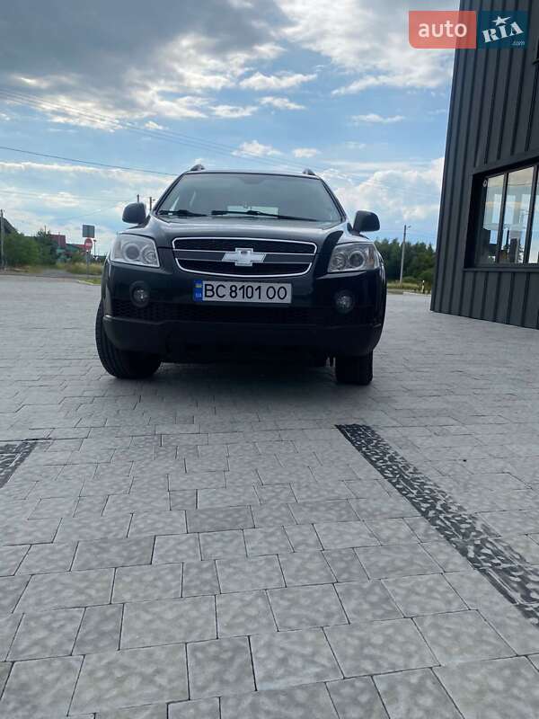 Позашляховик / Кросовер Chevrolet Captiva 2010 в Яворові