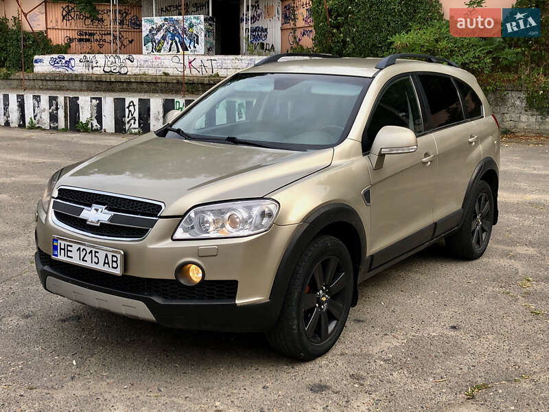 Внедорожник / Кроссовер Chevrolet Captiva 2008 в Николаеве