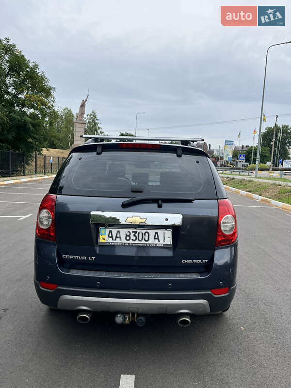 Позашляховик / Кросовер Chevrolet Captiva 2006 в Києві