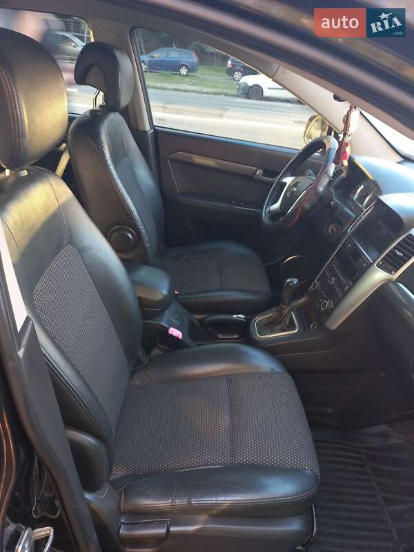 Позашляховик / Кросовер Chevrolet Captiva 2008 в Києві