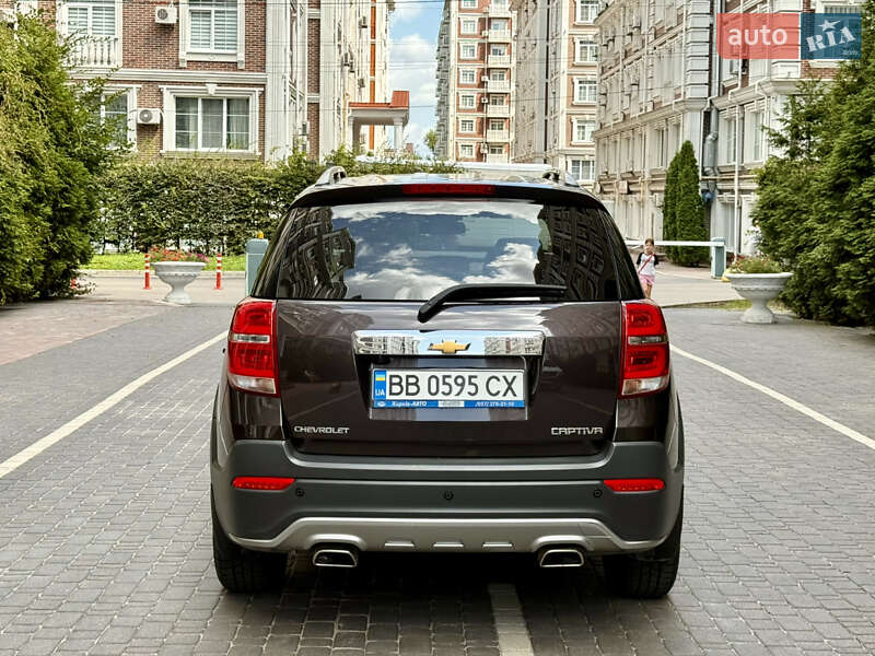 Внедорожник / Кроссовер Chevrolet Captiva 2017 в Киеве