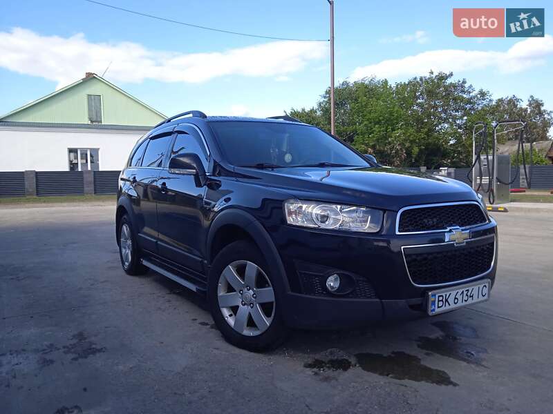 Позашляховик / Кросовер Chevrolet Captiva 2012 в Рафалівці