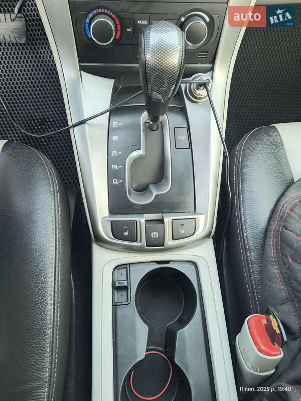 Позашляховик / Кросовер Chevrolet Captiva 2011 в Славуті