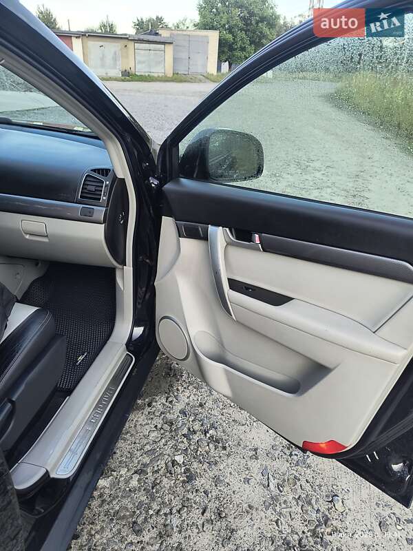 Позашляховик / Кросовер Chevrolet Captiva 2011 в Славуті