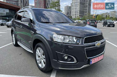 Позашляховик / Кросовер Chevrolet Captiva 2013 в Києві