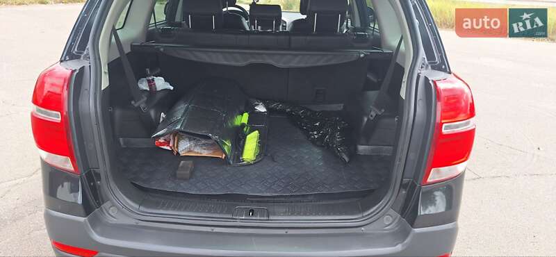 Позашляховик / Кросовер Chevrolet Captiva 2013 в Чернігові