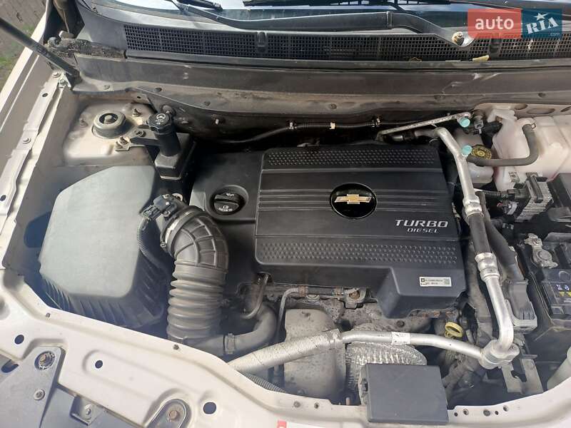 Внедорожник / Кроссовер Chevrolet Captiva 2012 в Полтаве