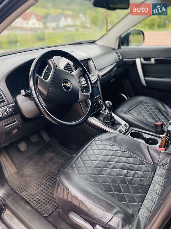Позашляховик / Кросовер Chevrolet Captiva 2012 в Тячеві фото 8 Позашляховик / Кросовер Chevrolet Captiva 2012 в Тячеві