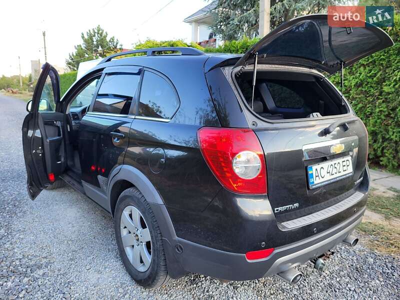 Внедорожник / Кроссовер Chevrolet Captiva 2008 в Николаеве