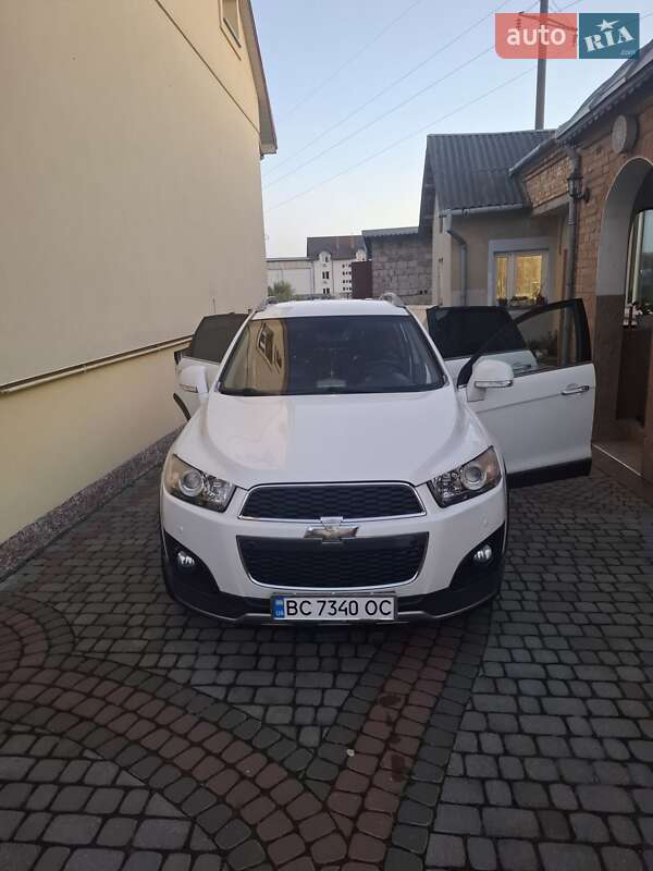 Позашляховик / Кросовер Chevrolet Captiva 2013 в Львові