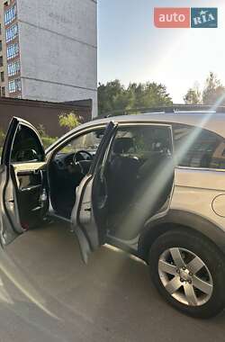 Внедорожник / Кроссовер Chevrolet Captiva 2011 в 