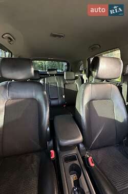 Внедорожник / Кроссовер Chevrolet Captiva 2011 в 