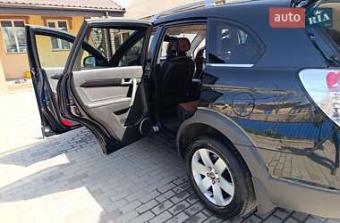 Позашляховик / Кросовер Chevrolet Captiva 2011 в 