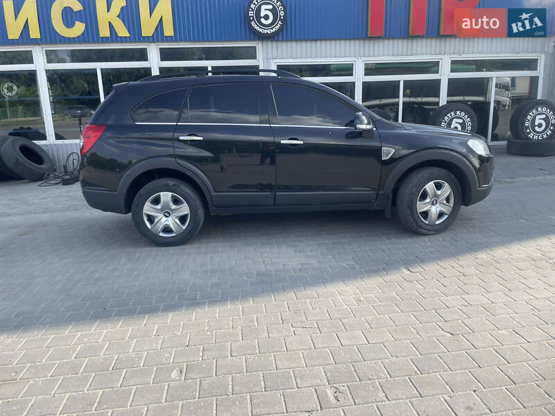 Внедорожник / Кроссовер Chevrolet Captiva 2009 в Збараже