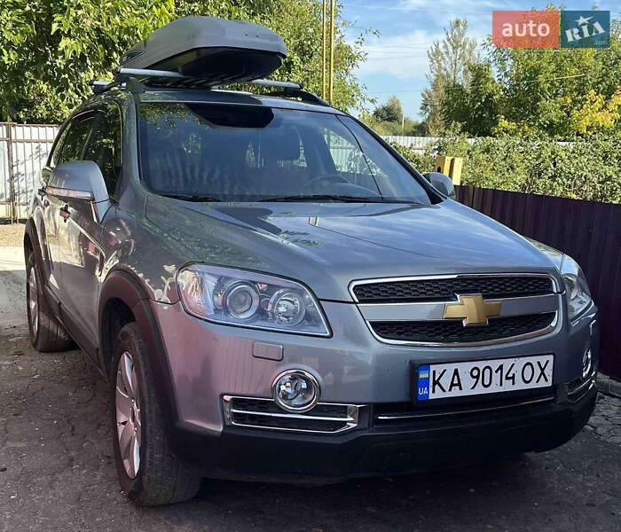 Внедорожник / Кроссовер Chevrolet Captiva 2010 в Петропавловской Борщаговке фото Внедорожник / Кроссовер Chevrolet Captiva 2010 в Петропавловской Борщаговке