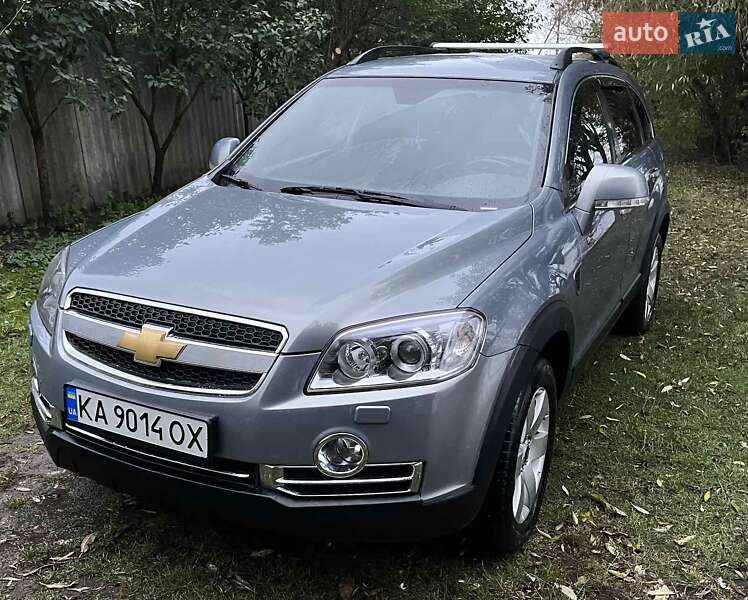 Внедорожник / Кроссовер Chevrolet Captiva 2010 в Петропавловской Борщаговке фото 6 Внедорожник / Кроссовер Chevrolet Captiva 2010 в Петропавловской Борщаговке