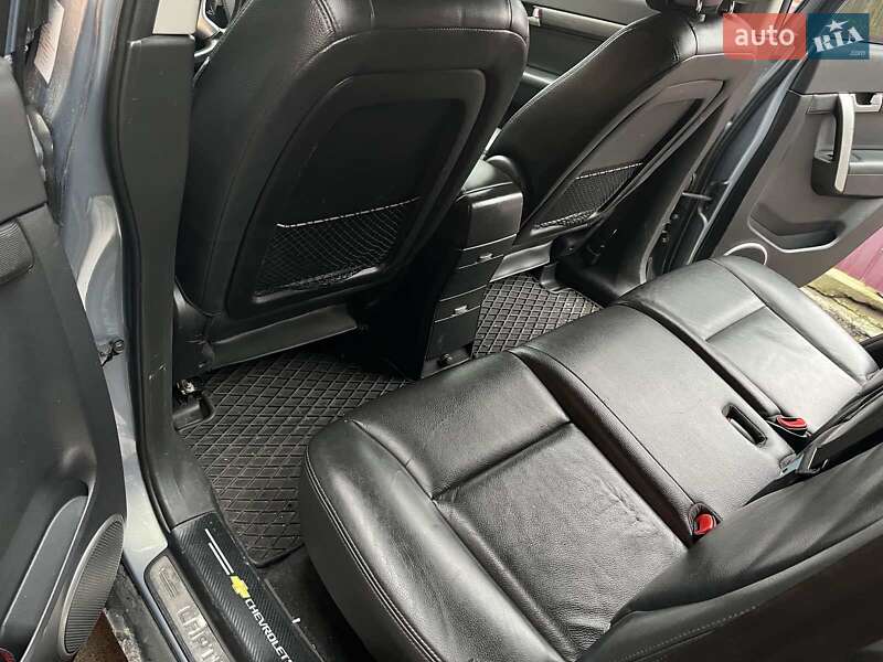 Внедорожник / Кроссовер Chevrolet Captiva 2010 в Петропавловской Борщаговке фото 28 Внедорожник / Кроссовер Chevrolet Captiva 2010 в Петропавловской Борщаговке