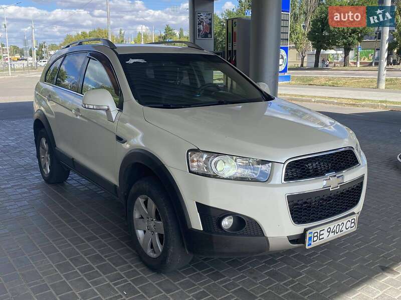 Позашляховик / Кросовер Chevrolet Captiva 2012 в Миколаєві