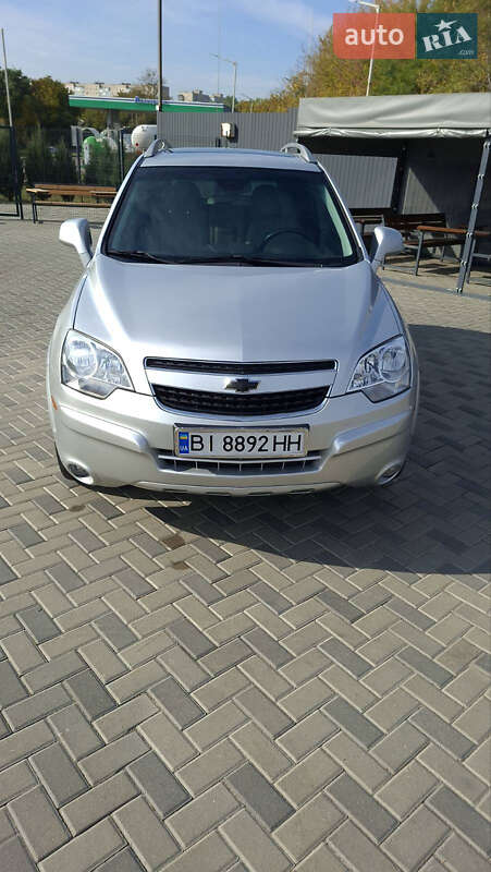 Внедорожник / Кроссовер Chevrolet Captiva 2014 в Полтаве
