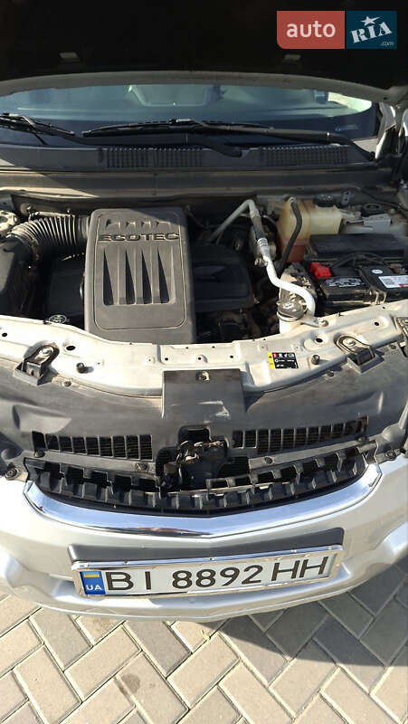 Внедорожник / Кроссовер Chevrolet Captiva 2014 в Полтаве