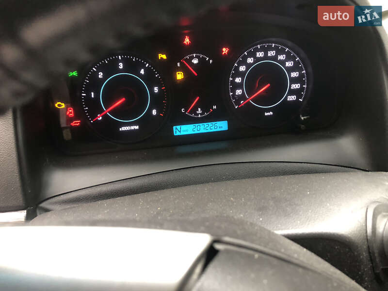 Внедорожник / Кроссовер Chevrolet Captiva 2014 в Киеве