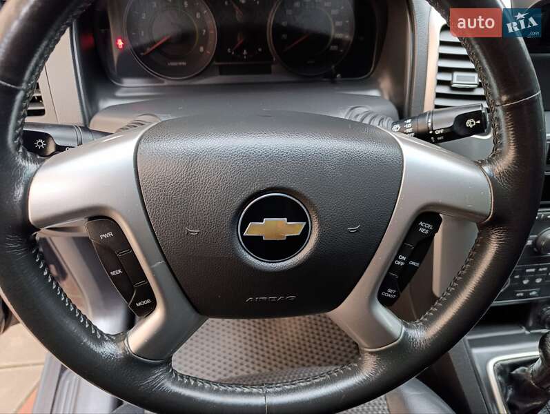Внедорожник / Кроссовер Chevrolet Captiva 2010 в Хмельницком