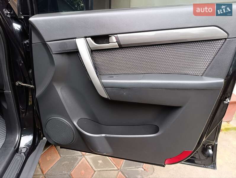 Внедорожник / Кроссовер Chevrolet Captiva 2010 в Хмельницком