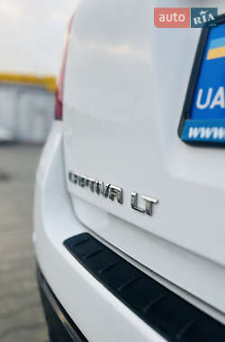Внедорожник / Кроссовер Chevrolet Captiva 2010 в 