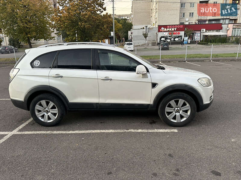 Позашляховик / Кросовер Chevrolet Captiva 2010 в Ковелі фото 4 Позашляховик / Кросовер Chevrolet Captiva 2010 в Ковелі