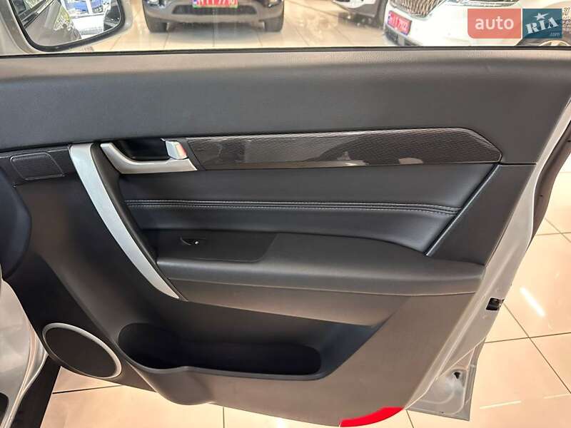 Внедорожник / Кроссовер Chevrolet Captiva 2015 в Одессе