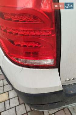 Позашляховик / Кросовер Chevrolet Captiva 2016 в 