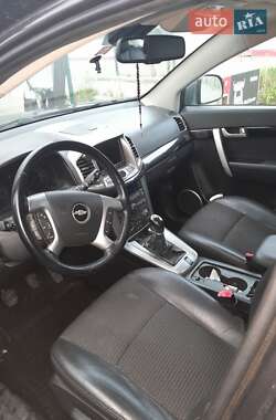 Позашляховик / Кросовер Chevrolet Captiva 2012 в 